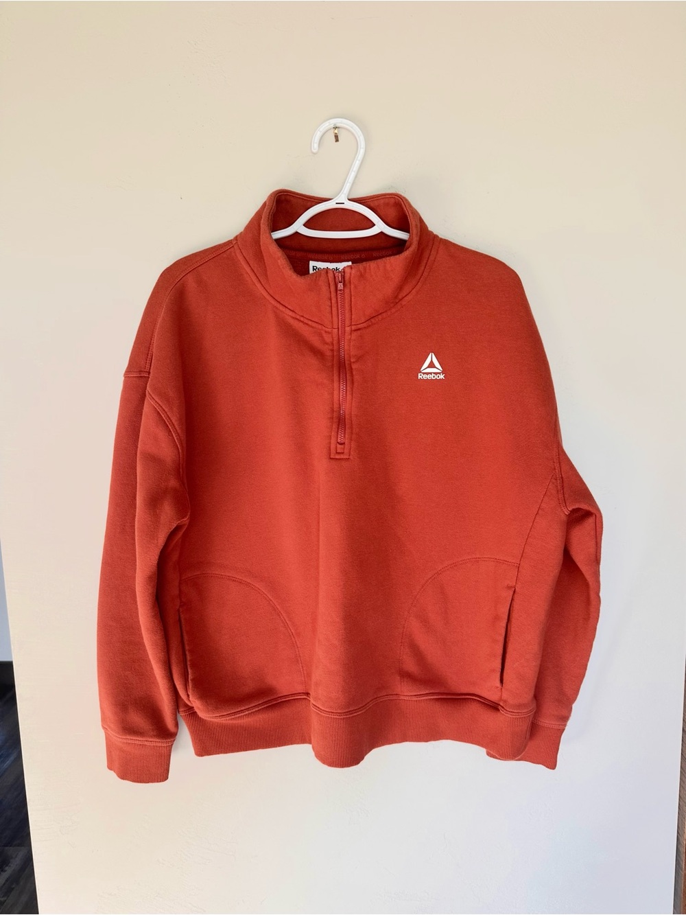 Reebok Women’s Rust/Orange Half-Zip Sweatshirt Size Medium